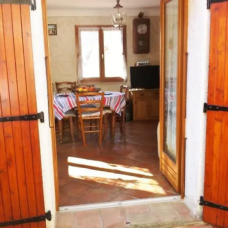 Maison De Village A 50 M De La Plage Hébergement de vacances *